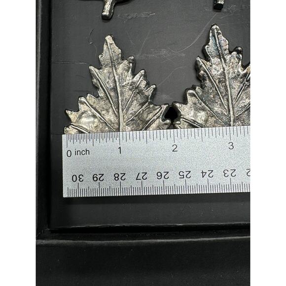 RACHEL ZOE NAPKIN RINGS (4) LEAVES SILVER BLUE METAL NIB - Picture 6 of 6